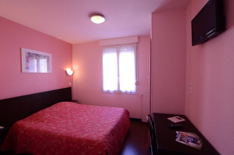 Hotel Francois 1Er Saint-Dizier Bagian luar foto
