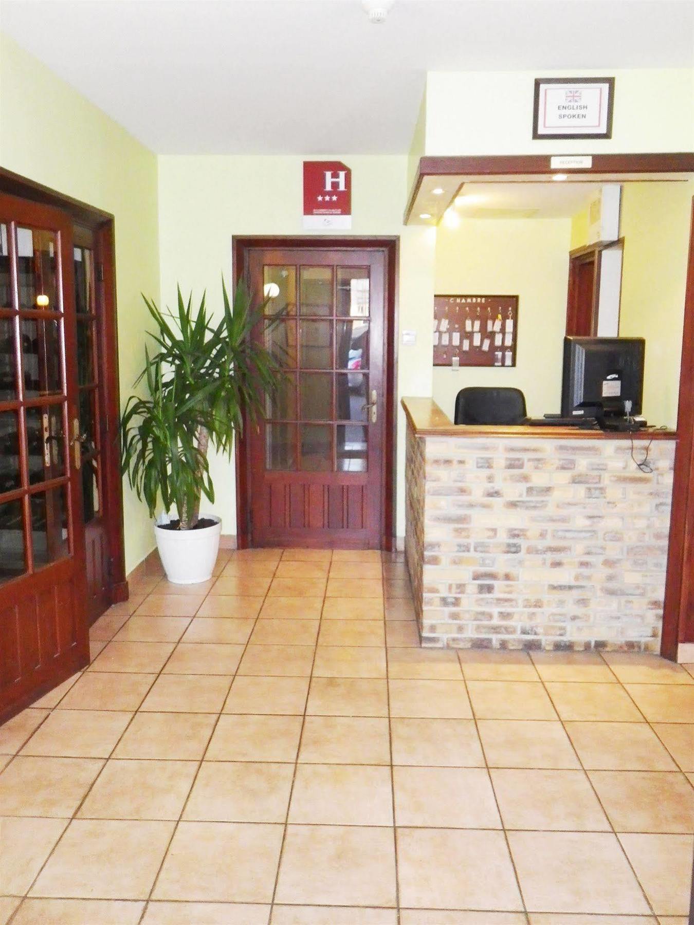Hotel Francois 1Er Saint-Dizier Bagian luar foto